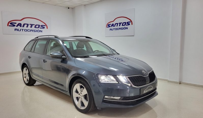Skoda Octavia Combi 1,6 Tdi 115cv Style lleno