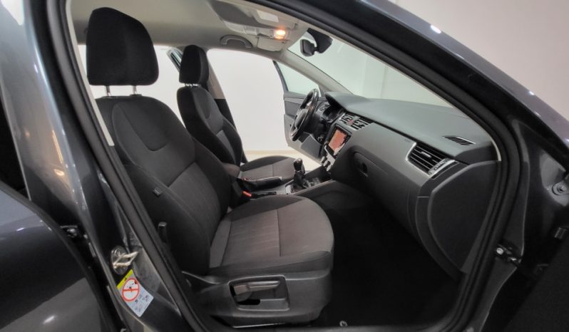 Skoda Octavia Combi 1,6 Tdi 115cv Style lleno