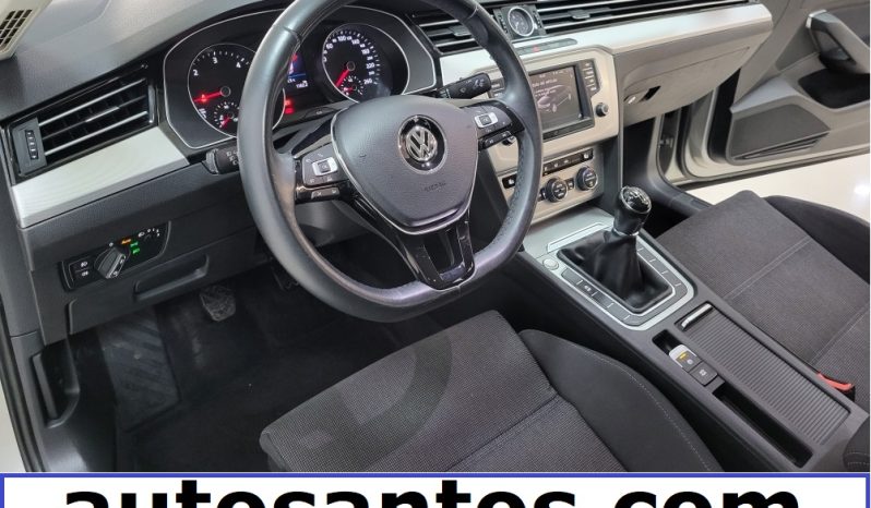 Volkswagen Passat 1.6 Tdi 120cv Advance lleno