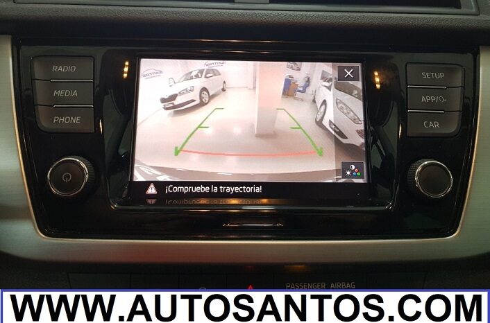 SKODA FABIA MPI LIKE lleno