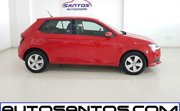 SKODA FABIA MPI LIKE lleno