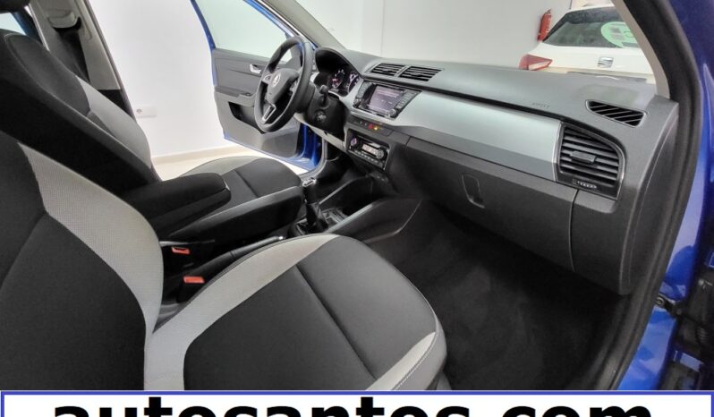 SKODA FABIA COMBI lleno