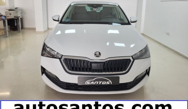 SKODA SCALA lleno