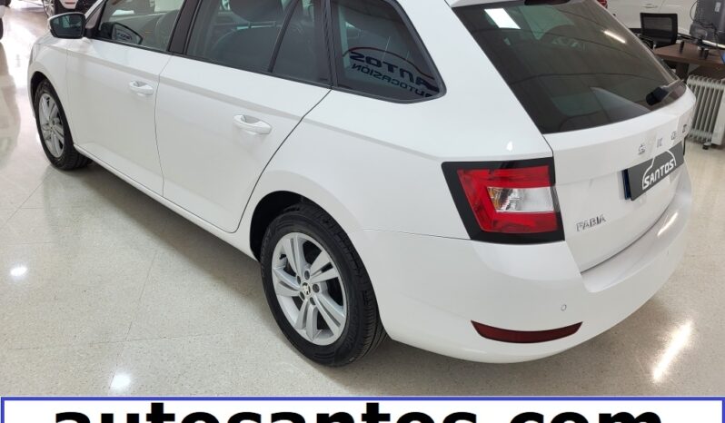 SKODA FABIA COMBI TSI 95CV AMBITION PLUS lleno