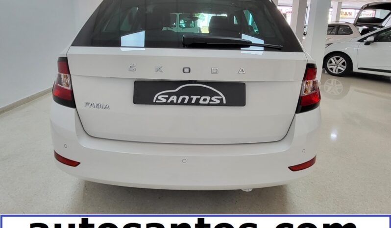 SKODA FABIA COMBI TSI 95CV AMBITION PLUS lleno