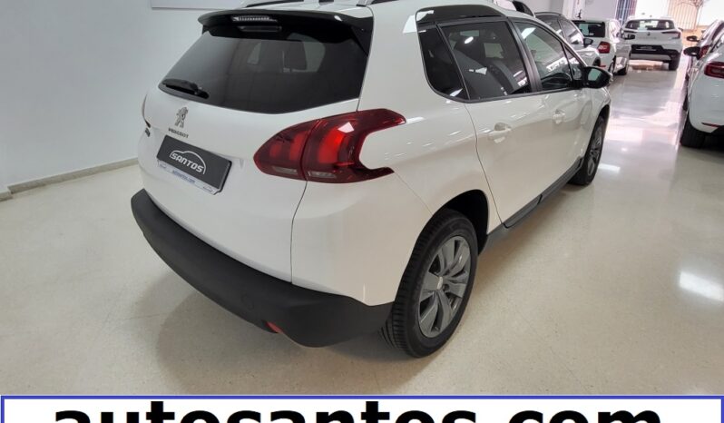 Peugeot 2008 Puretech 82CV Style lleno