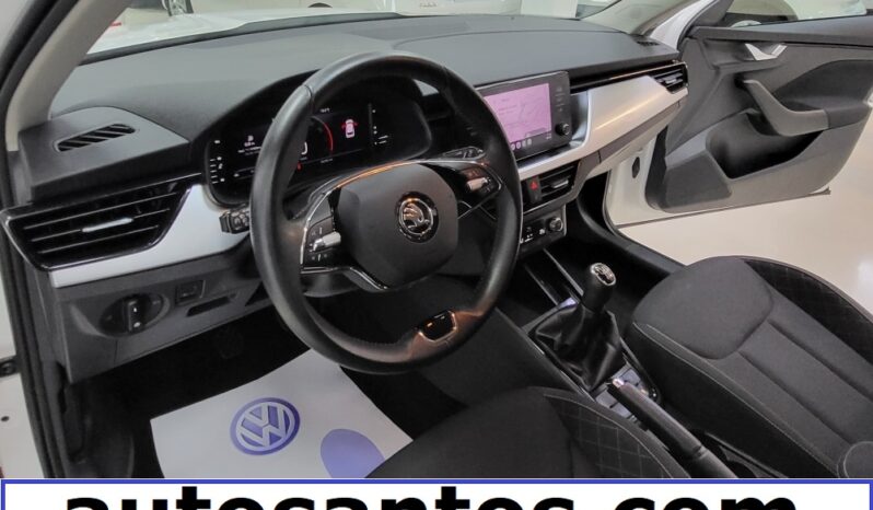 SKODA KAMIQ TSI 110CV SCOUT 6-VEL FULL LED lleno