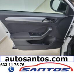 VOLKSWAGEN T-ROC TSI 110CV DARK 6-VEL lleno